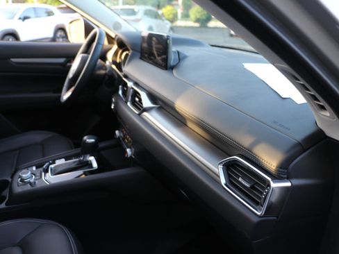 Certified 2025 MAZDA CX-5 AWD 2.5 S w/ Preferred Package image 8