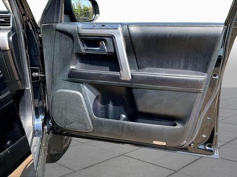 Used 2016 Toyota 4Runner SR5 RWD image 24