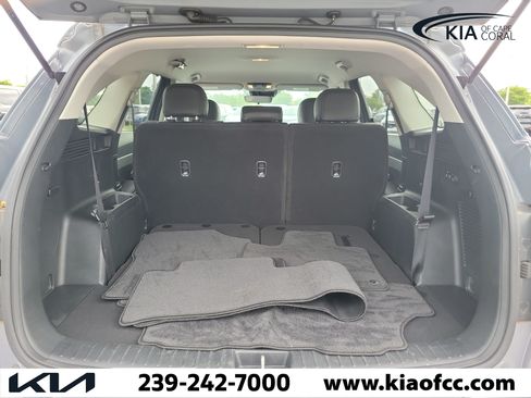 Certified 2023 Kia Sorento S FWD image 10