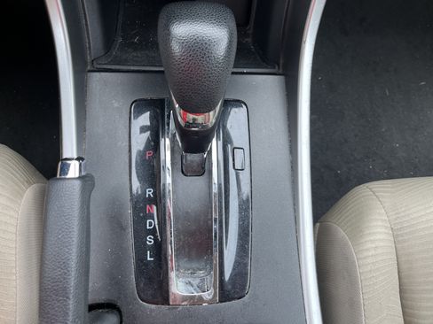Used 2015 Honda Accord LX image 29