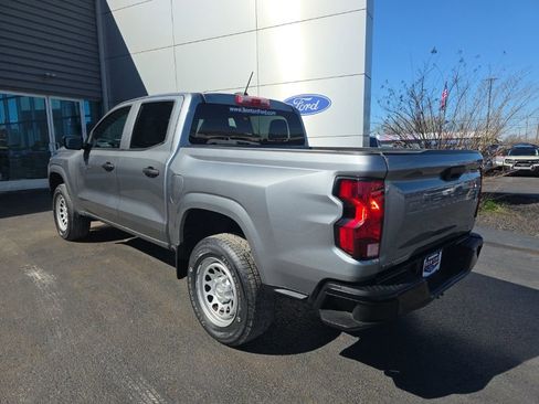 Used 2023 Chevrolet Colorado W/T image 9
