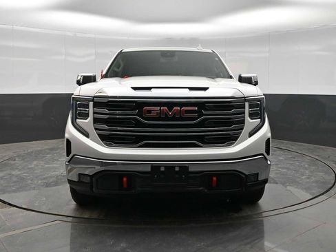 Used 2023 GMC Sierra 1500 SLT w/ SLT Premium Package image 3