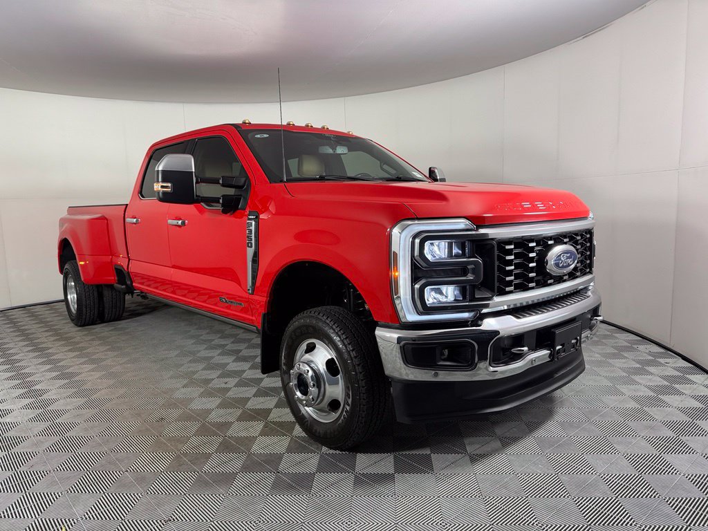 Used 2024 Ford F350 Lariat w/ Lariat Ultimate Package AWD/4WD image 5
