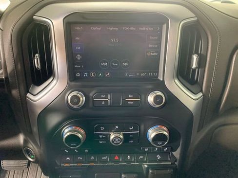 Used 2021 GMC Sierra 1500 SLT w/ SLT Convenience Package AWD/4WD image 9