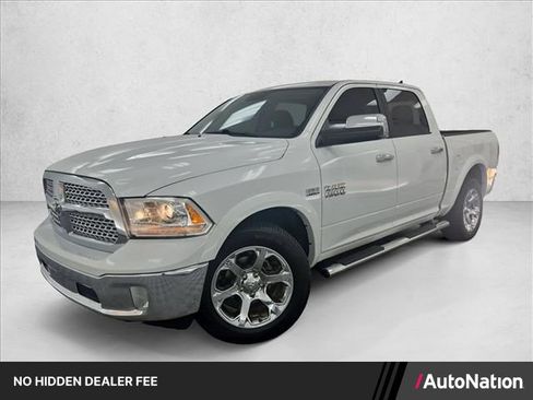 Used 2017 RAM 1500 Laramie AWD/4WD image 1