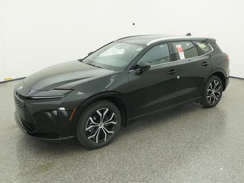 New 2025 Toyota Crown Signia image 1