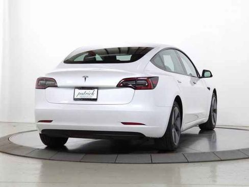 Used 2023 Tesla Model 3 Standard Range image 11