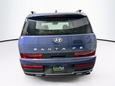 Used 2026 Hyundai Santa Fe SEL FWD image 7