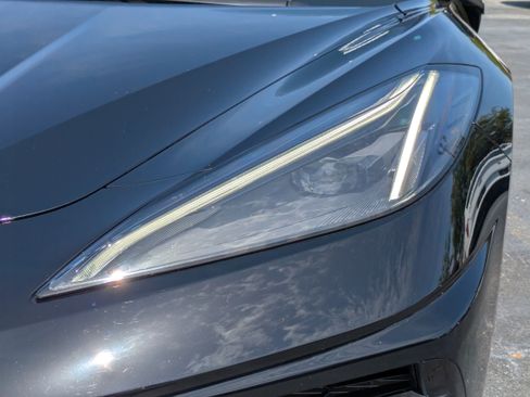 Used 2025 Chevrolet Corvette Stingray Coupe w/ 1LT image 27