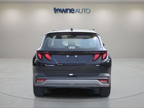 Used 2026 Hyundai Tucson SE AWD/4WD image 6