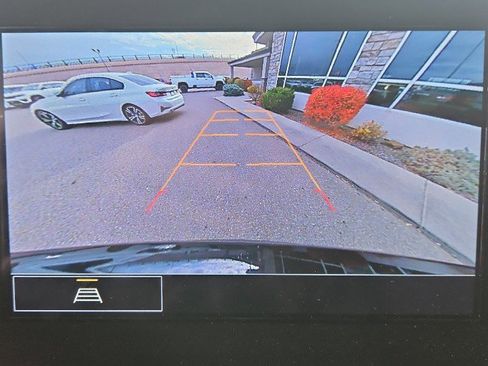 Used 2023 Chevrolet Traverse LT w/ LPO, Floor Liner Package image 22