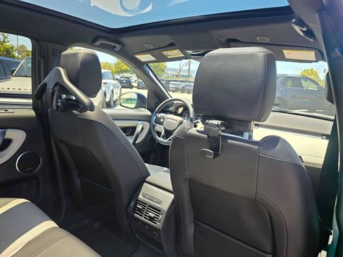 Used 2025 Land Rover Discovery Sport Dynamic SE AWD/4WD image 13