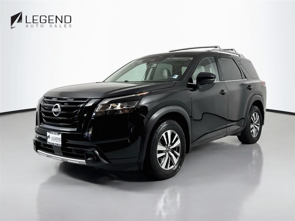 Used 2023 Nissan Pathfinder SL w/ Black Appearance Package AWD/4WD image 1
