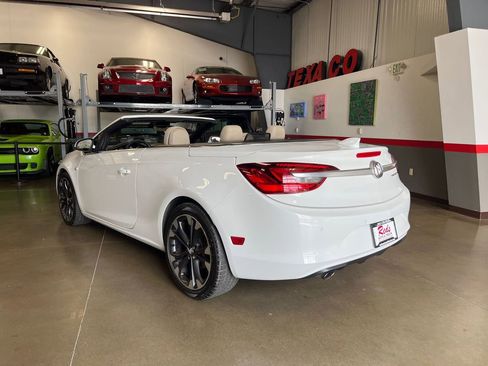 Used 2019 Buick Cascada Premium image 8