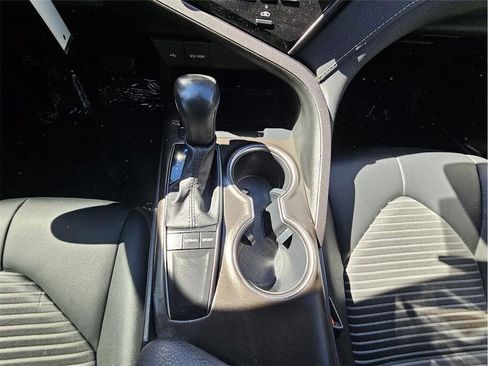 Used 2023 Toyota Camry SE image 20