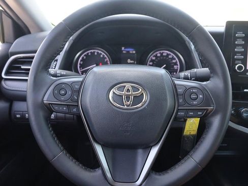 Used 2024 Toyota Camry SE FWD image 10