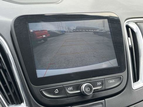 Used 2018 Chevrolet Malibu LT w/ Leather Package image 30