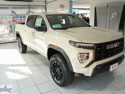 New 2026 GMC Canyon Elevation w/ Convenience Package image 1