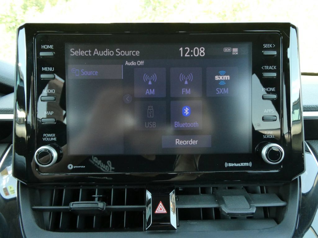 Used 2022 Toyota Corolla Cross LE AWD/4WD image 31