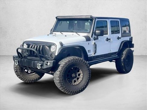 Used 2017 Jeep Wrangler Unlimited Sahara image 1