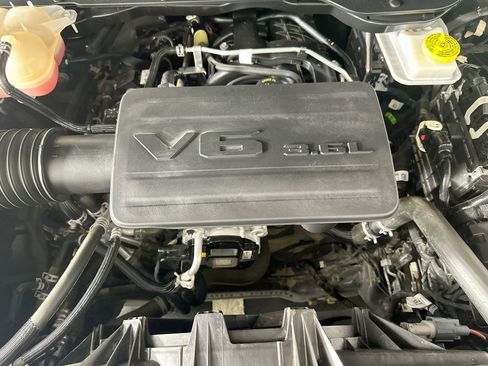 Used 2025 RAM 1500 Big Horn AWD/4WD image 32