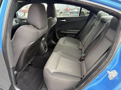 Used 2019 Dodge Charger SXT image 14