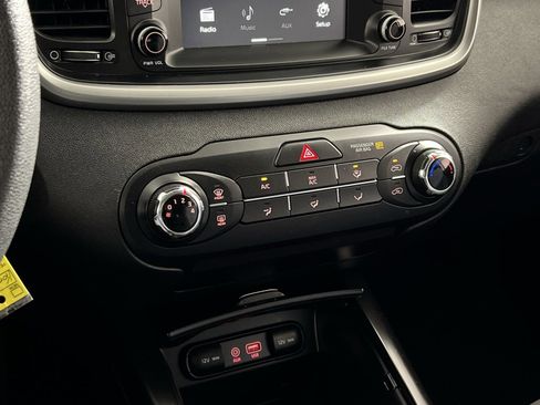 Used 2020 Kia Sorento L image 19