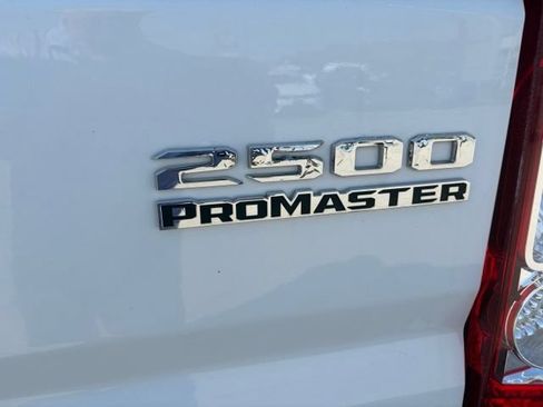 Used 2023 RAM ProMaster 2500 FWD image 7