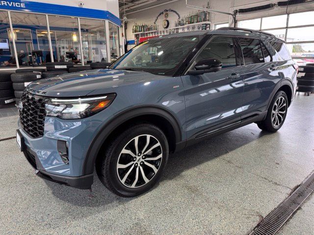 Used 2026 Ford Explorer ST-Line AWD/4WD image 4