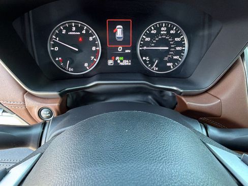 Used 2020 Subaru Outback Touring XT AWD/4WD image 21