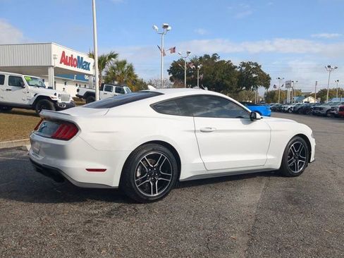 Used 2021 Ford Mustang Premium image 4