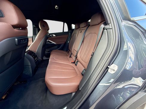 Used 2021 BMW X6 sDrive40i w/ Convenience Package image 21