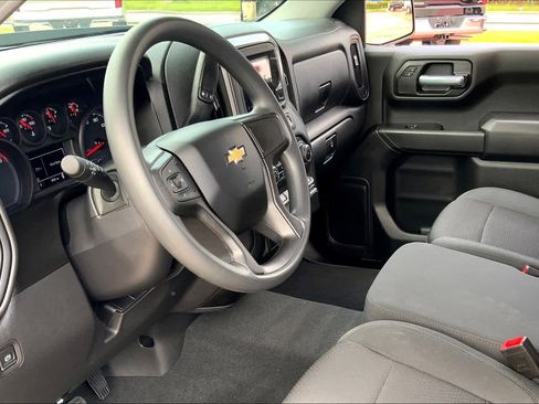 Used 2021 Chevrolet Silverado 1500 Custom RWD image 17