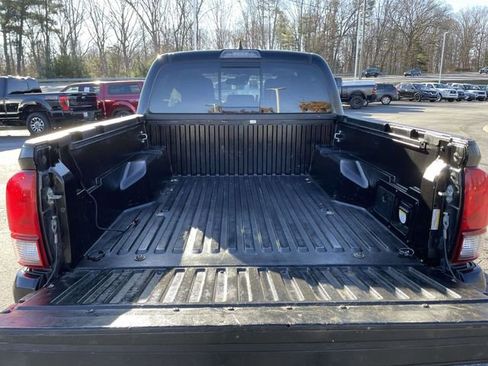 Used 2019 Toyota Tacoma TRD Sport w/ TRD Premium Sport Package image 14