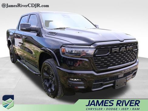 Used 2025 RAM 1500 Big Horn AWD/4WD image 12