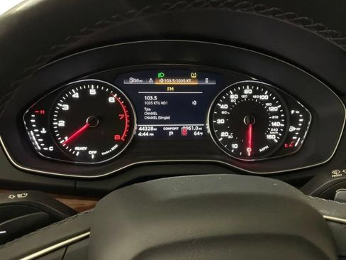 Used 2023 Audi Q5 2.0T Premium w/ Convenience Package AWD/4WD image 12