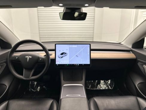 Used 2021 Tesla Model 3 Standard Range Plus RWD image 17