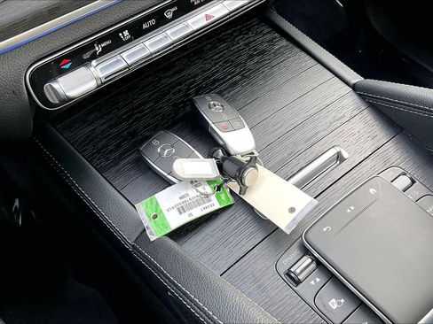 Used 2025 Mercedes-Benz GLE 350 4MATIC image 14