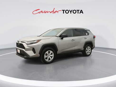 Certified 2025 Toyota RAV4 LE FWD image 4