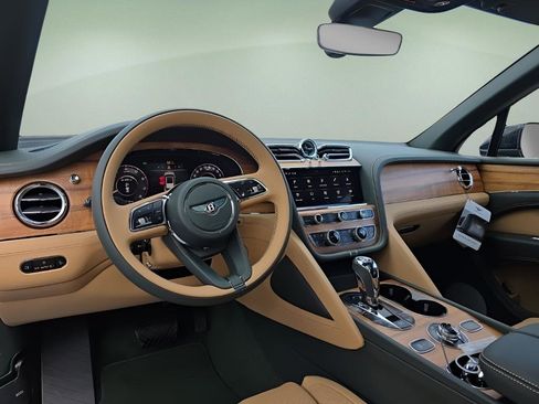 New 2025 Bentley Bentayga image 35