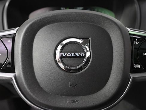 Used 2018 Volvo XC90 T5 Momentum w/ Convenience Package AWD/4WD image 35