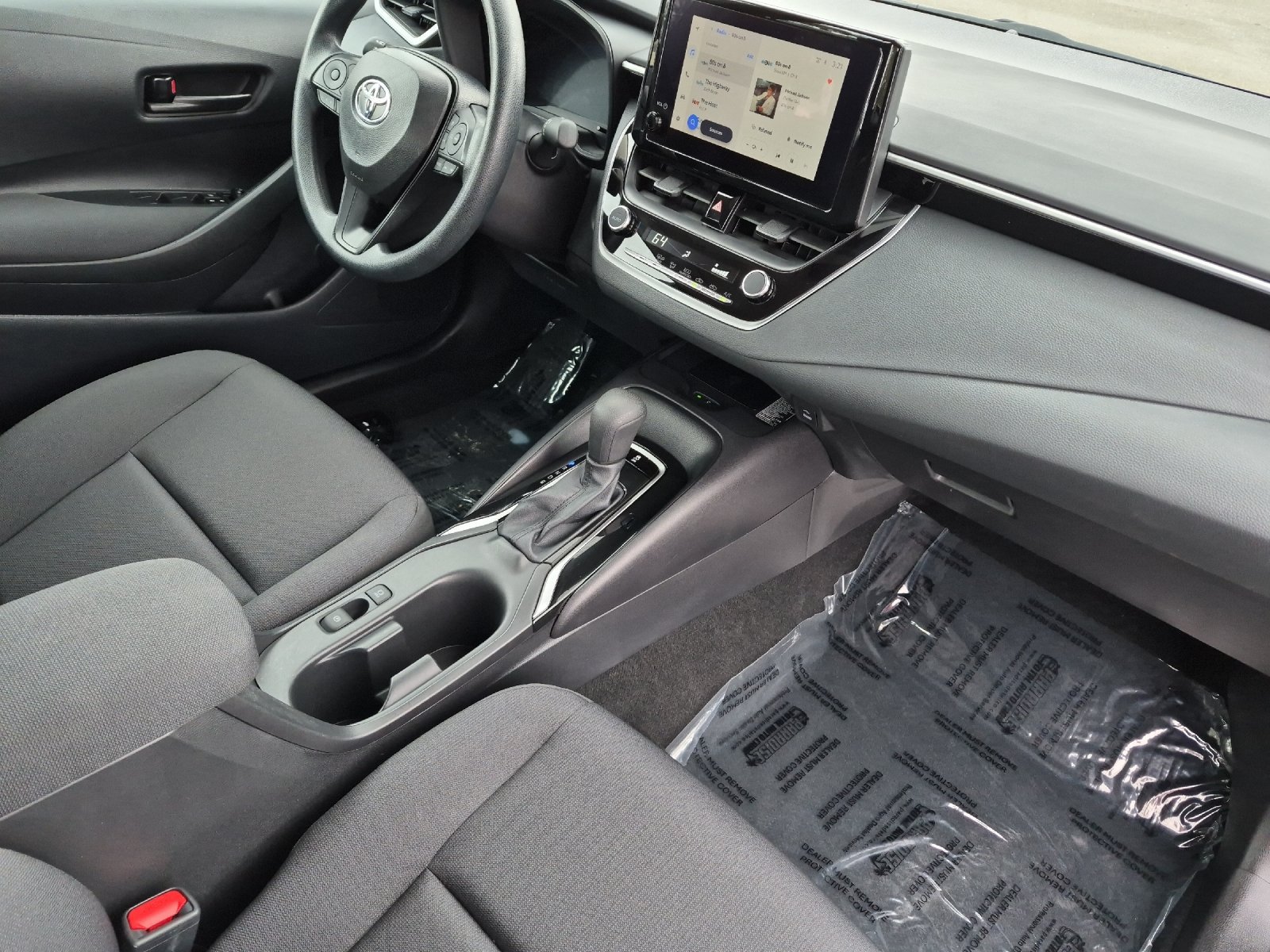 Used 2026 Toyota Corolla LE w/ LE Premium Package FWD image 14