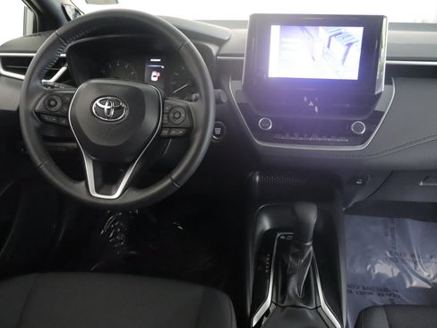 Used 2023 Toyota Corolla SE w/ SE Premium Package FWD image 2