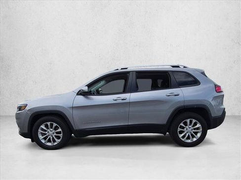 Used 2020 Jeep Cherokee Latitude FWD image 5