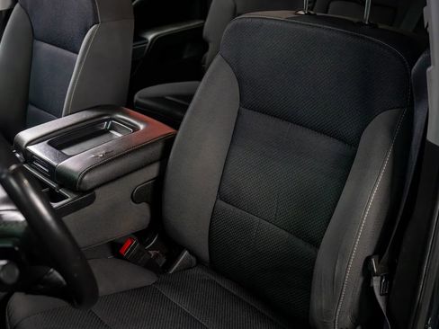 Used 2018 Chevrolet Silverado 1500 LT w/ All Star Edition image 10