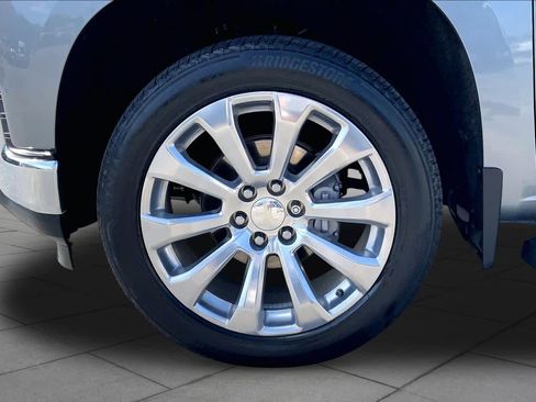 Used 2020 Chevrolet Silverado 1500 LT w/ Texas Edition RWD image 11