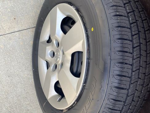 Used 2013 Nissan Rogue S image 9