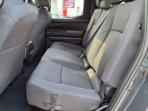 Certified 2025 Toyota Tacoma SR5 AWD/4WD image 19