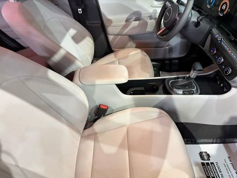 New 2026 Hyundai Kona SE image 28