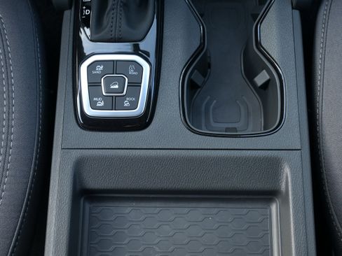 New 2026 Nissan Frontier SV image 19